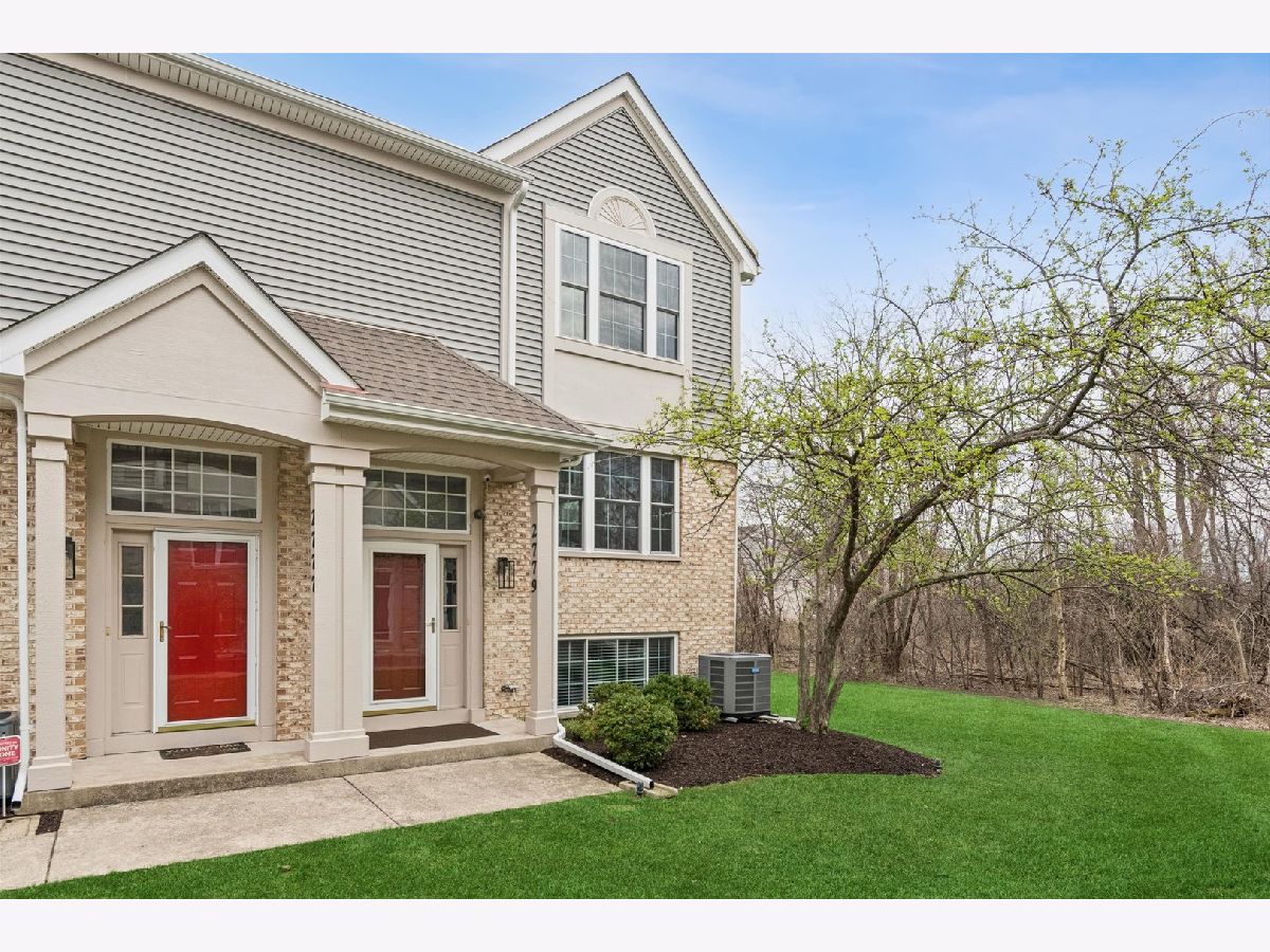 Townhomes & Condos For Sale Woodmere Darien Illinois, 2779 Woodmere Drive