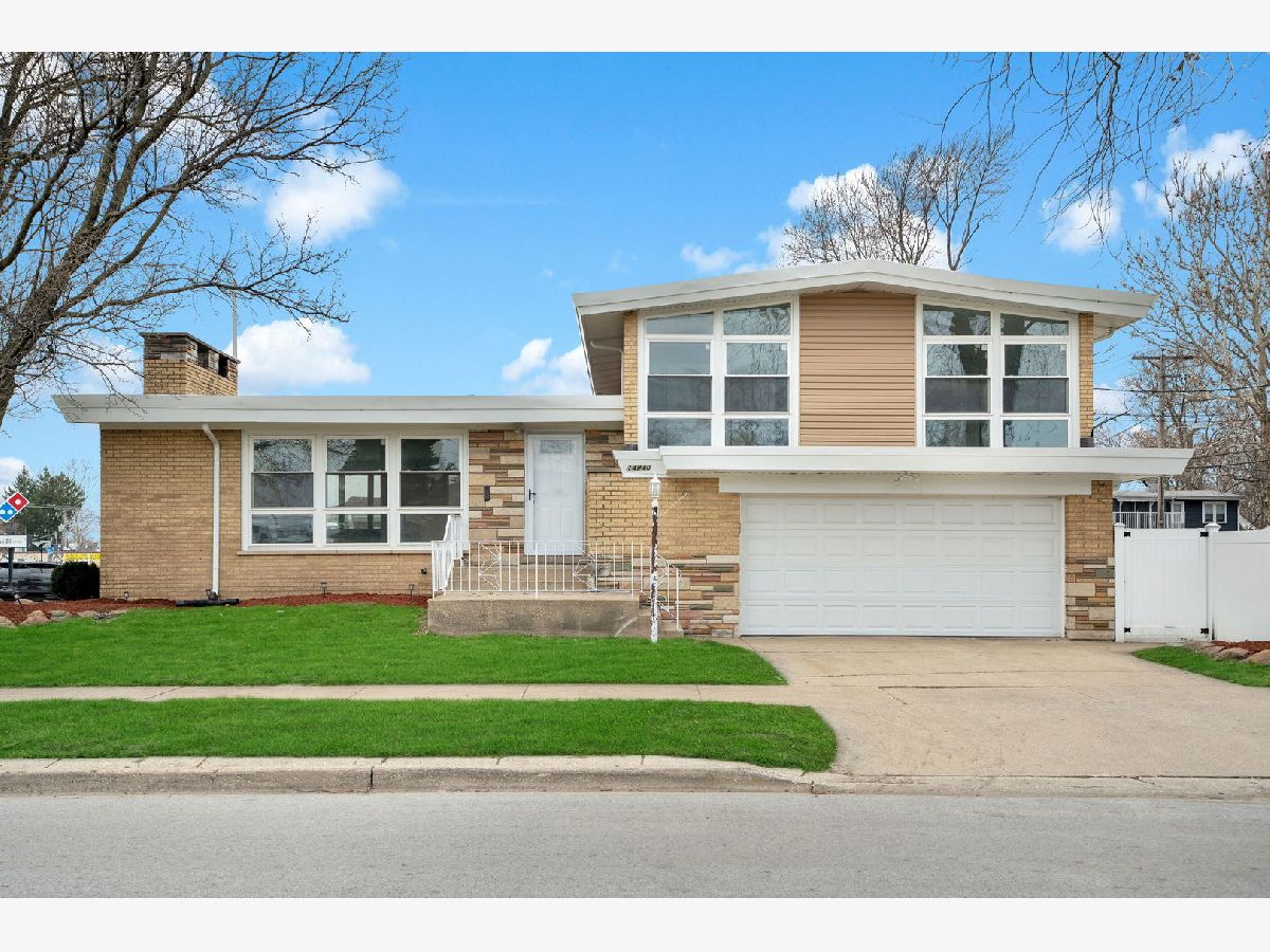  For Sale Dolton Illinois, 14940 Oak Street