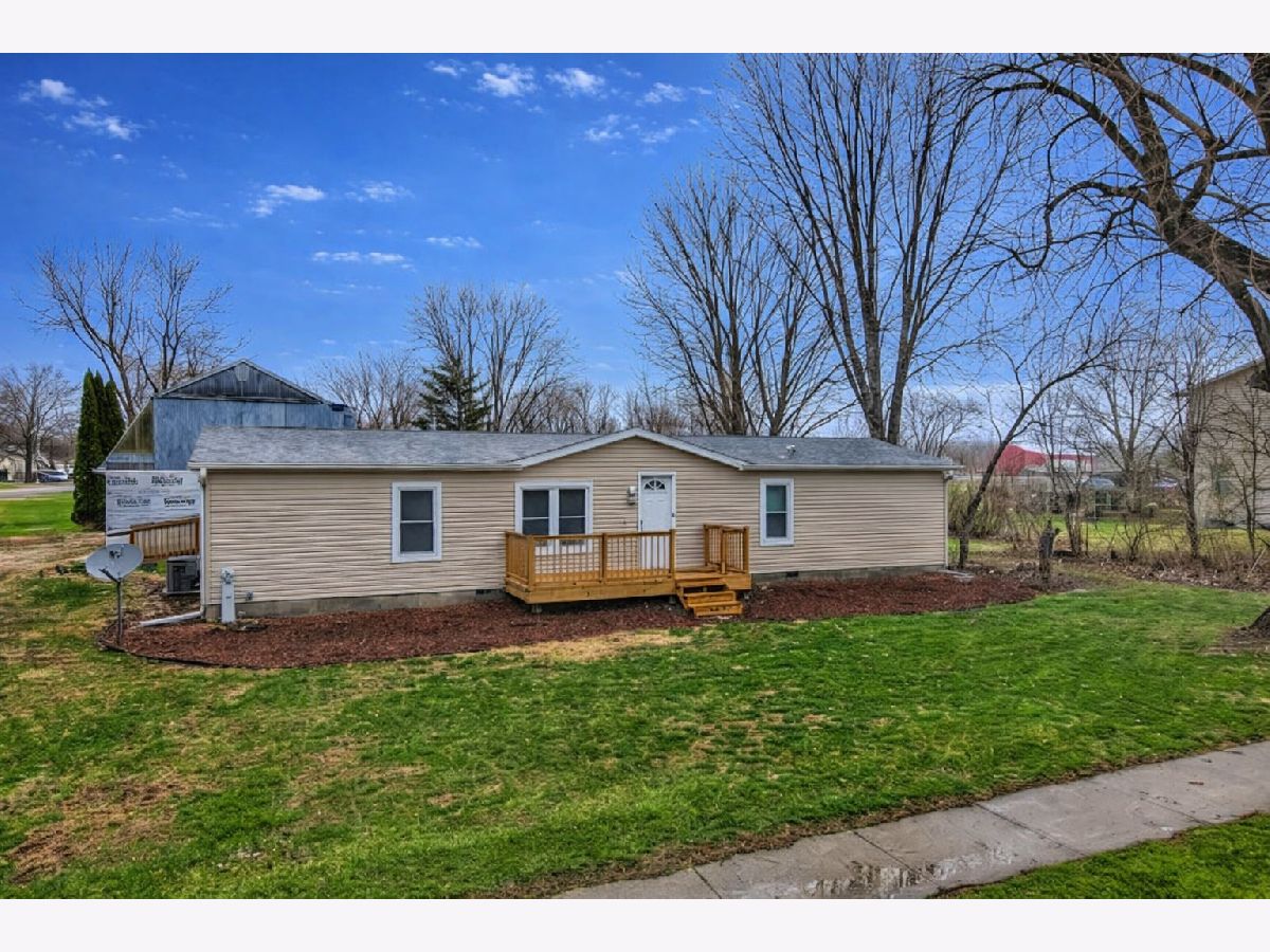  For Sale Seneca Illinois, 133 South Street