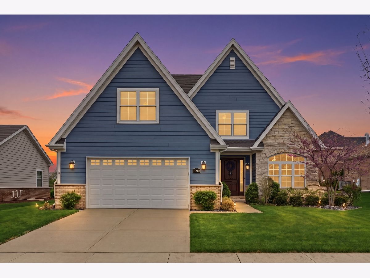  For Sale Lemont Illinois, 13042 Birch Path Court