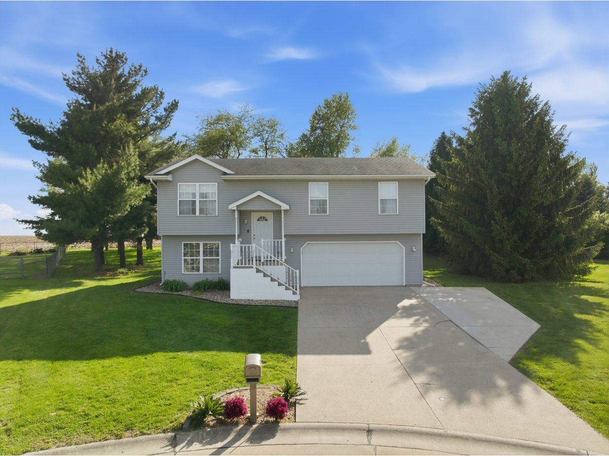  Sold Danvers Illinois, 3 Kimberly