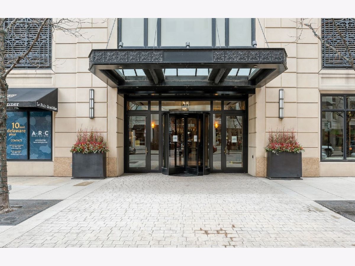  For Rent Chicago Illinois, 10 Delaware