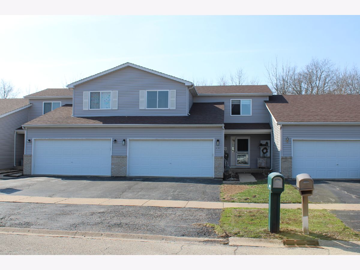  For Sale Somonauk Illinois, 215 Morrow Street