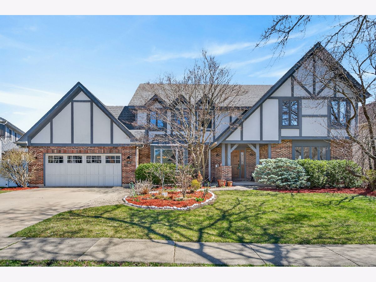 Homes For Sale Breton Pointe Hoffman Estates Illinois, 1659 Brittany Lane