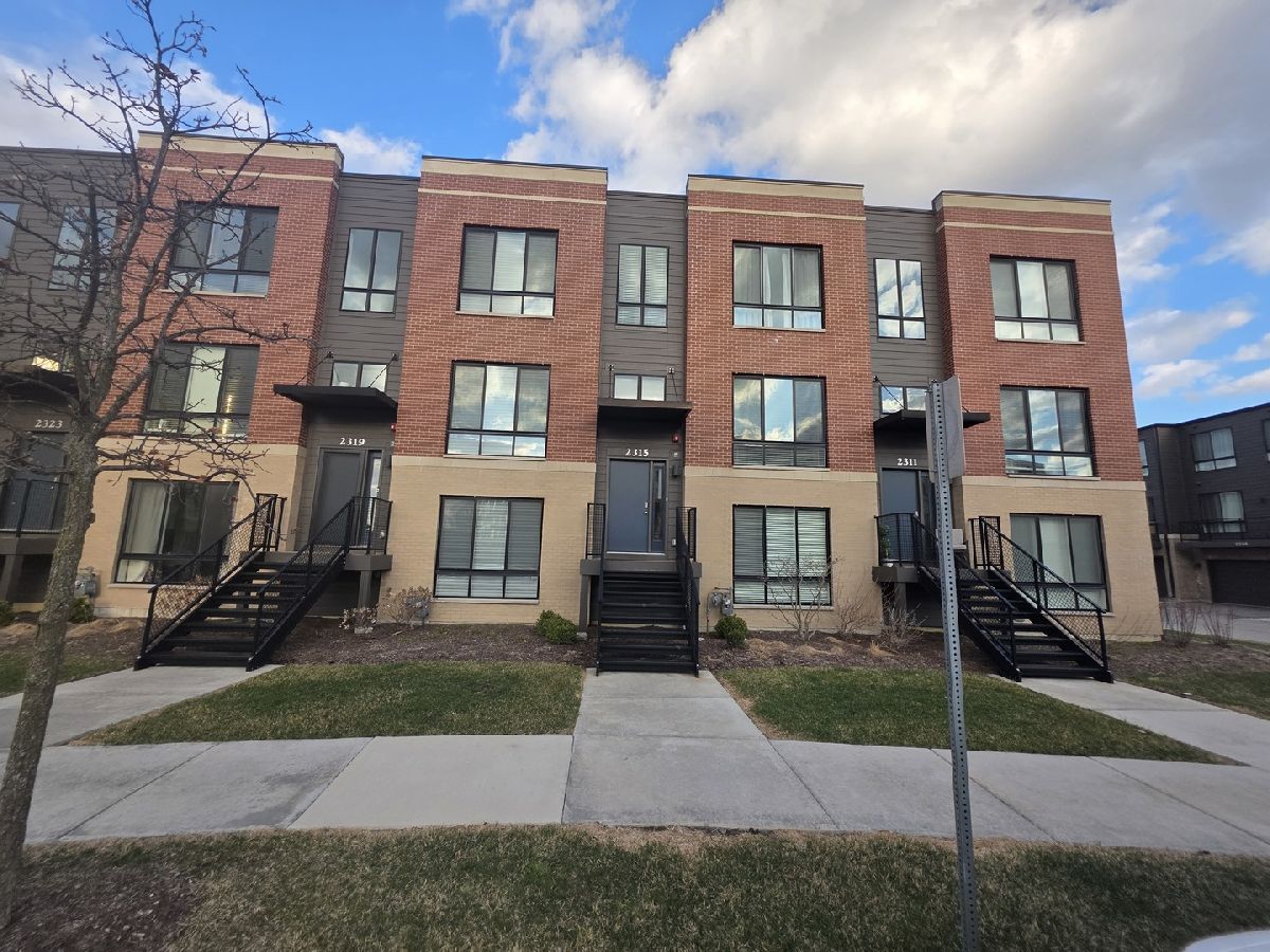  Rented Schaumburg Illinois, 2315 Prestige