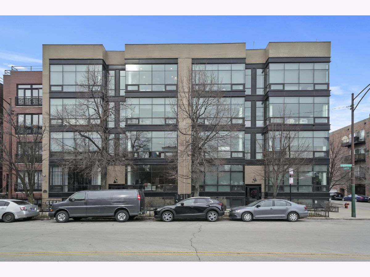  Rented Chicago Illinois, 838 Erie