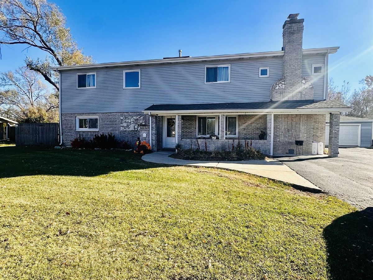  For Sale Country Club Hills Illinois, 4501 185th Street