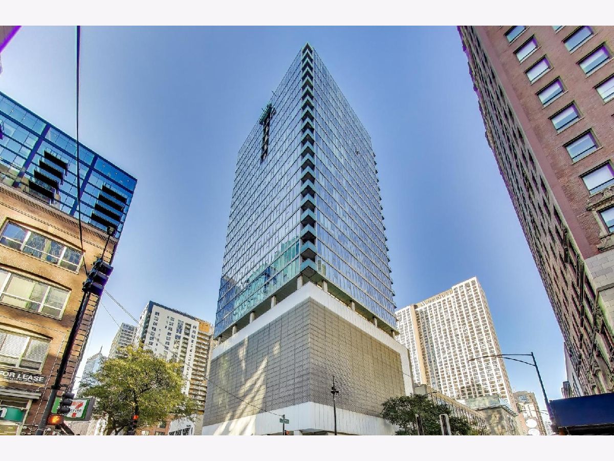  For Sale Chicago Illinois, 550 Saint Clair Street