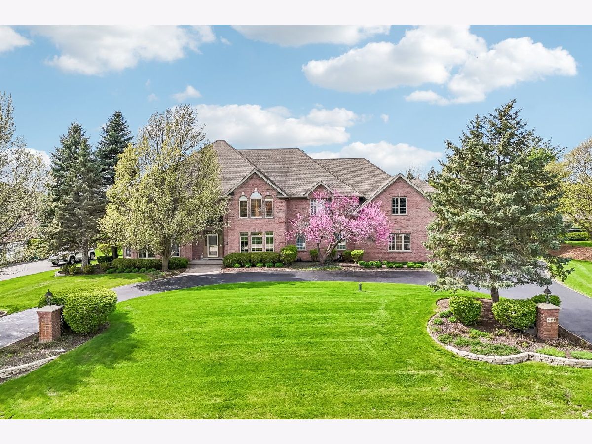  For Sale Hawthorn Woods Illinois, 25246 Abbey Glenn Drive