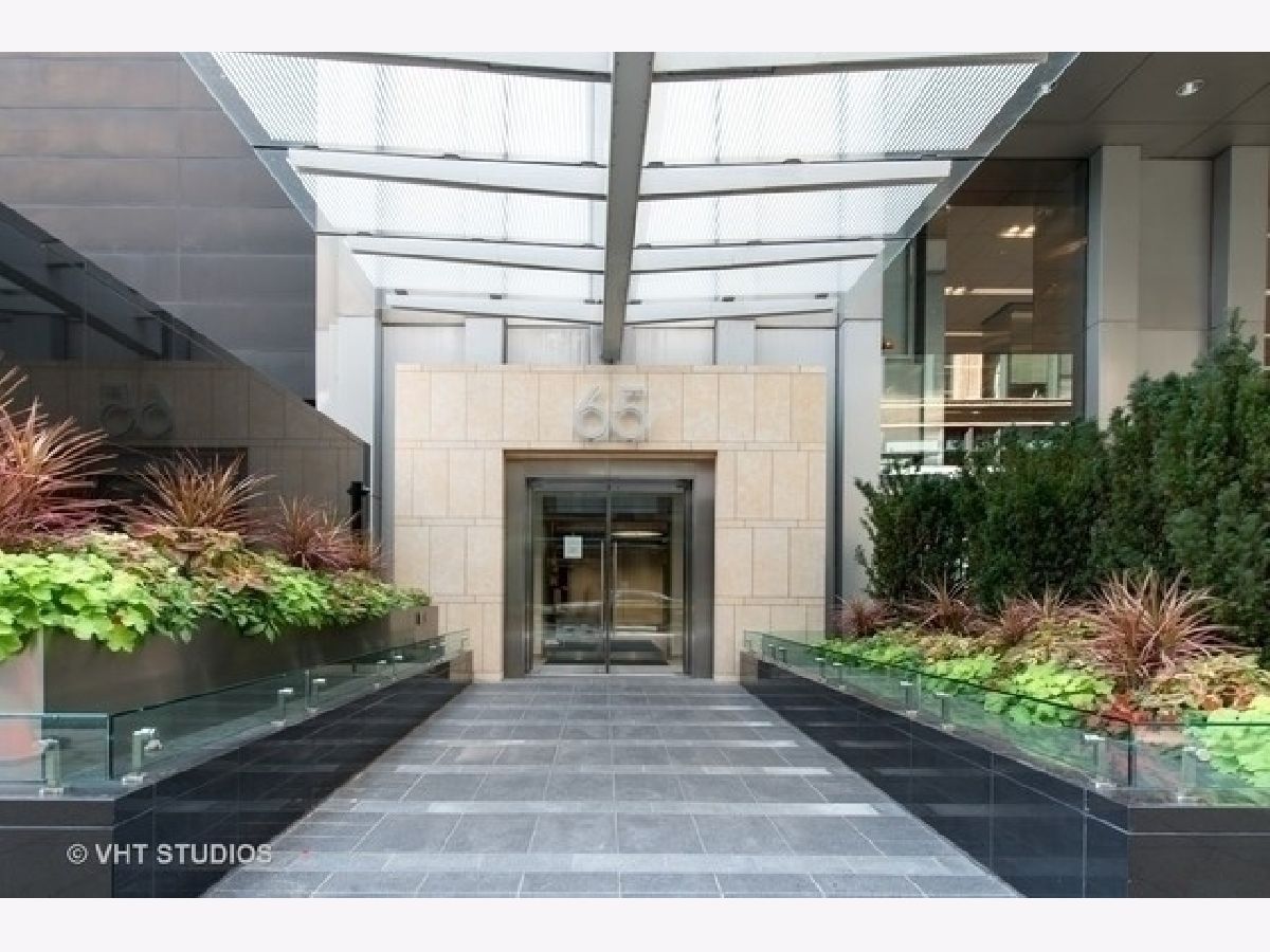  For Sale Chicago Illinois, 65 Monroe Street