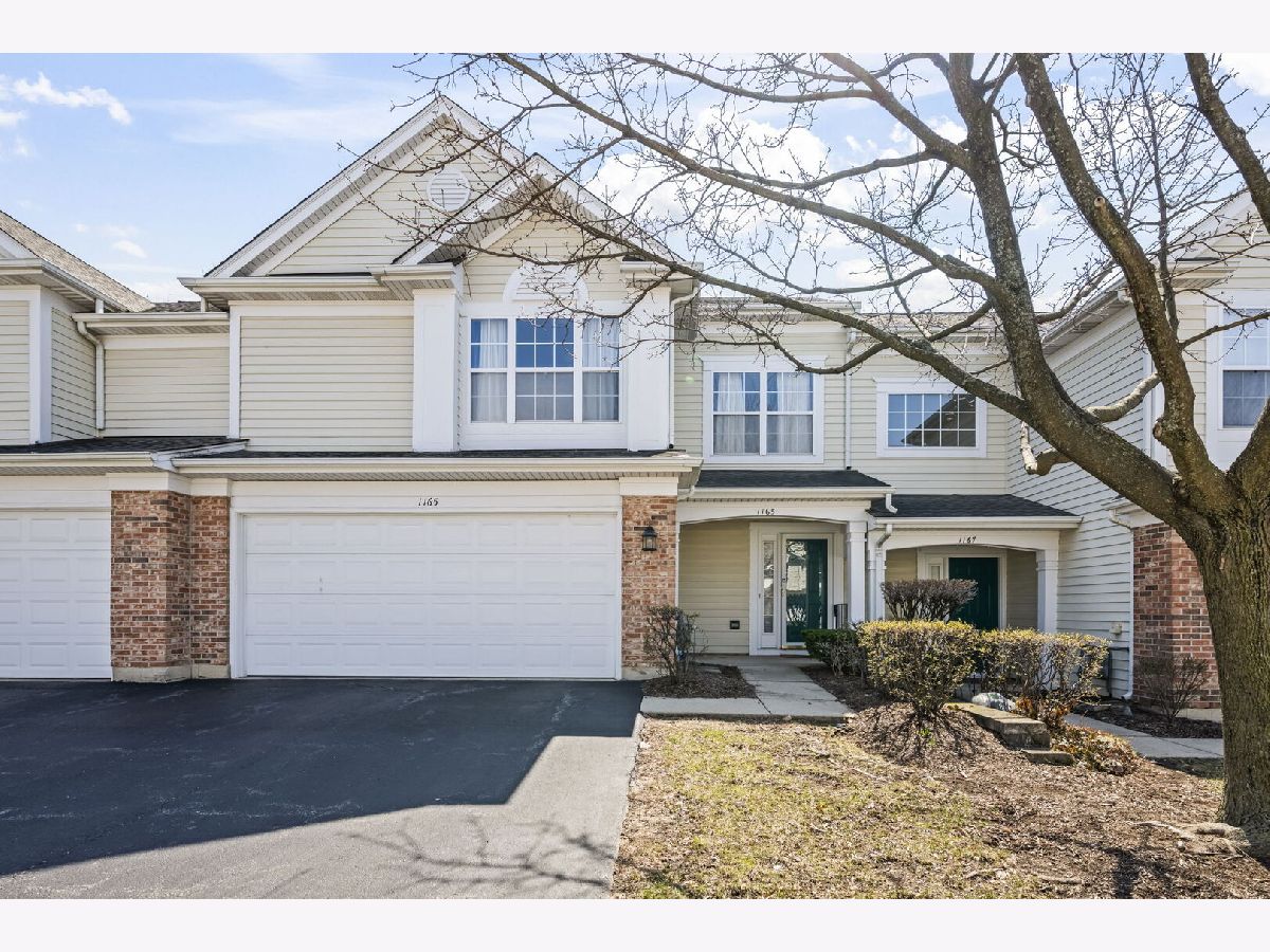 Townhomes & Condos For Rent Huntington Chase Elk Grove Village Illinois, 1165 Windham