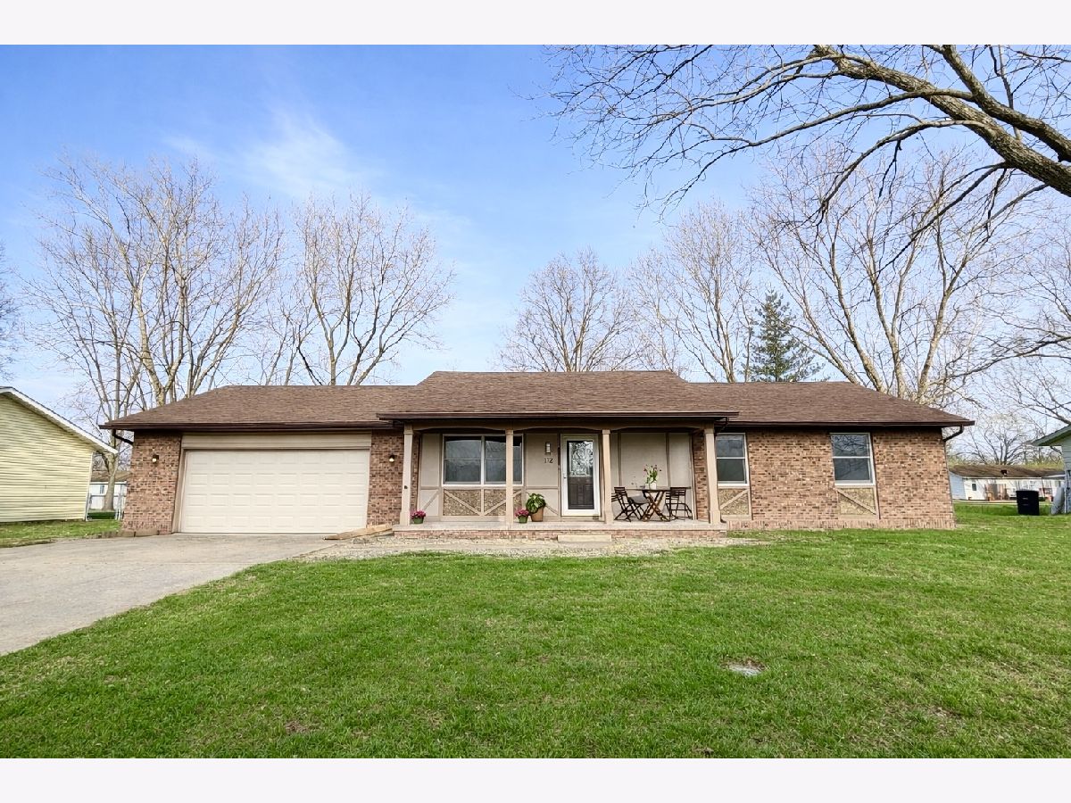  For Sale Salem Illinois, 112 Donoho Drive