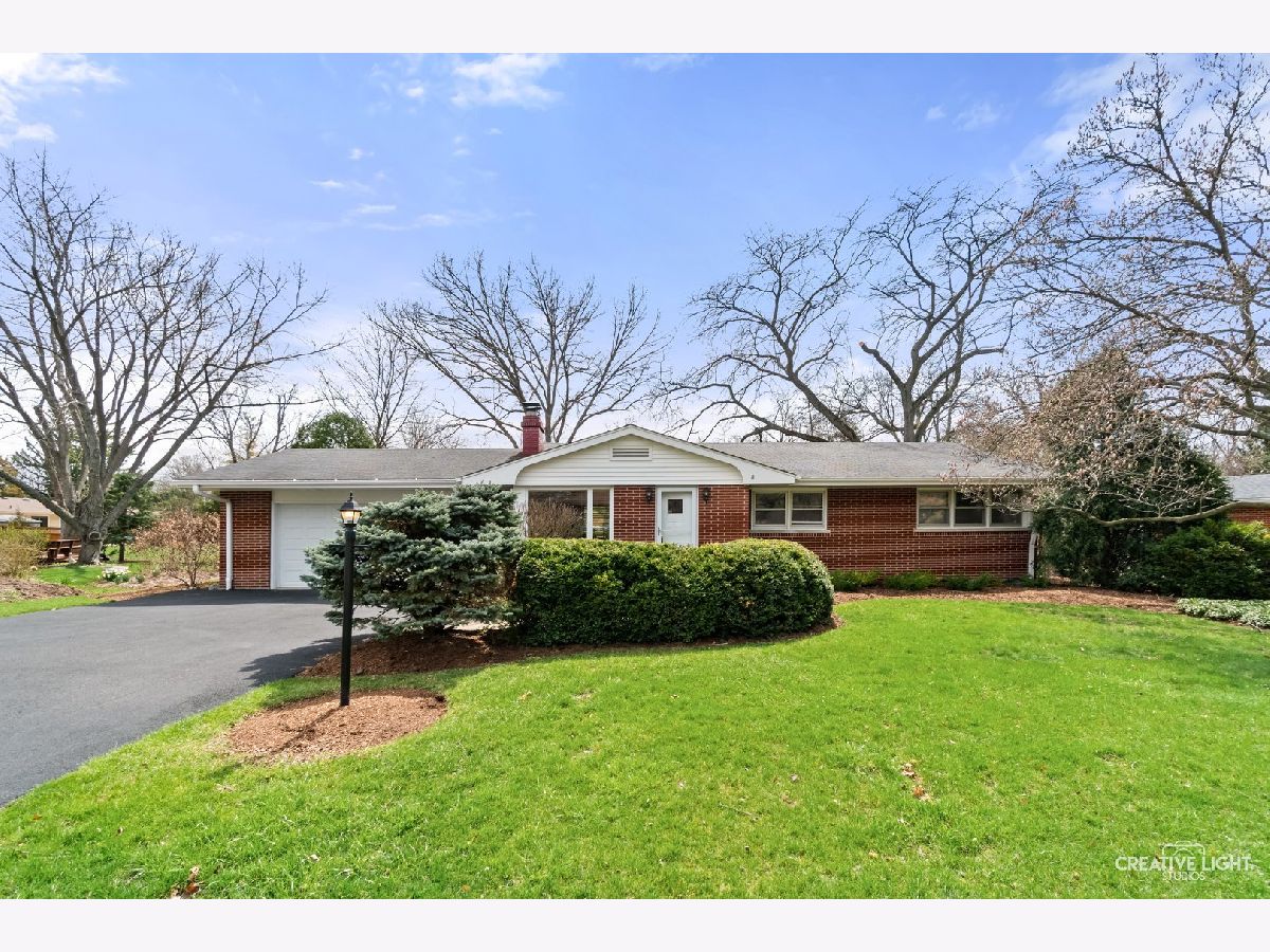 Homes & Condos & Townhomes For Sale Century Oaks East Elgin Illinois, 1005 Meadow Lane