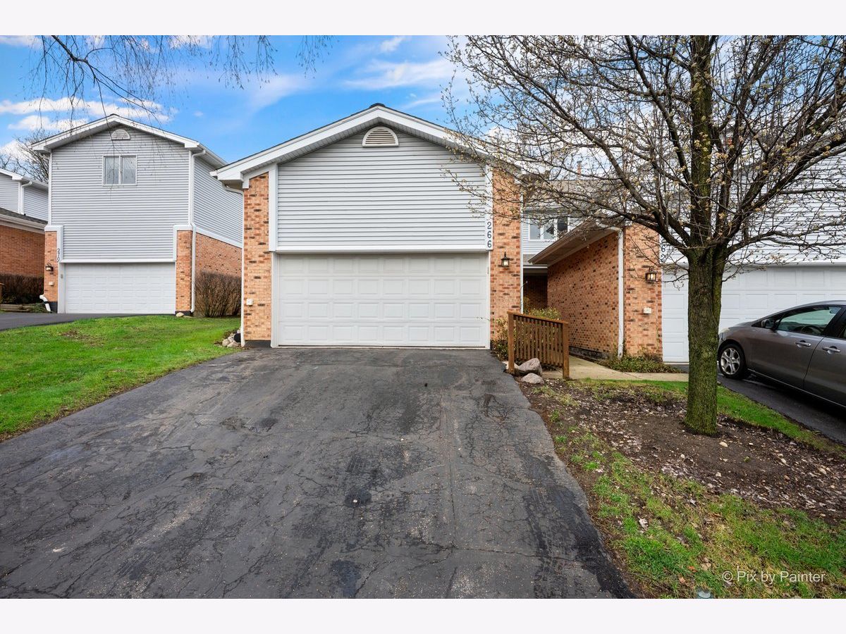 For Sale Cary Illinois, 266 Charlotte Court