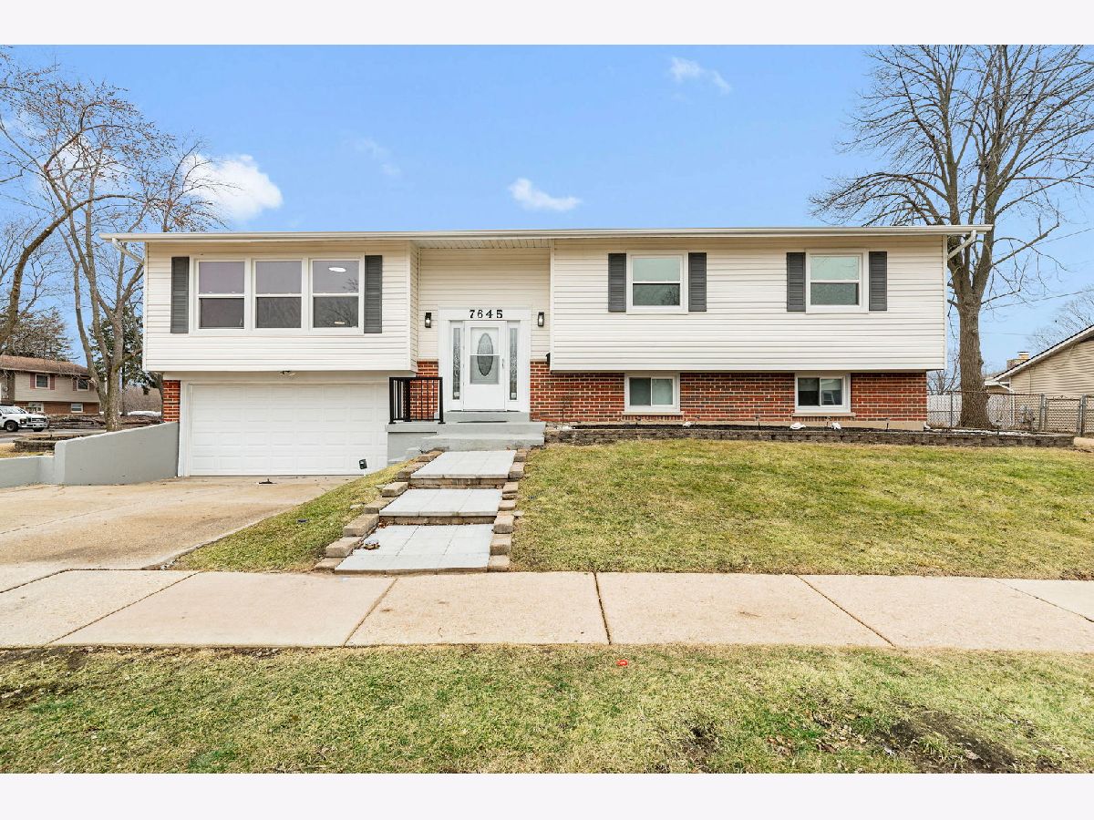 Homes & Townhomes For Sale Hanover Highlands Hanover Park Illinois