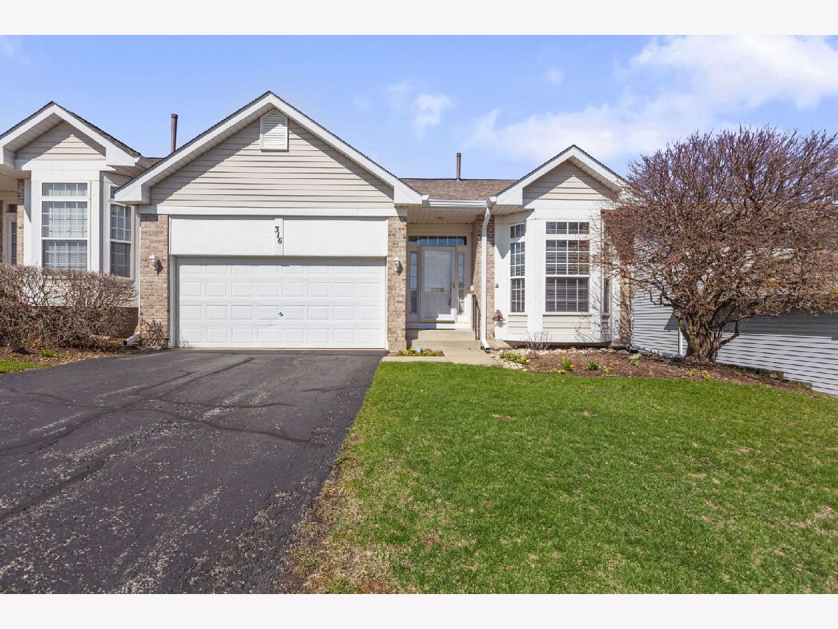 Townhomes For Sale Sienna Pointe Cary Illinois, 316 Haber Road