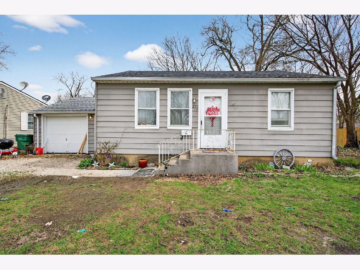Homes & Condos & Townhomes For Sale Northcrest Wilmington Illinois, 627 Circle Drive