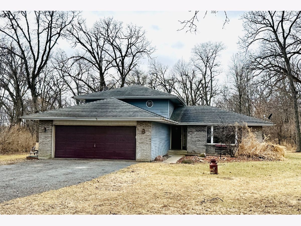  For Sale Monroe Center Illinois, 7735 Vandenburg Lane