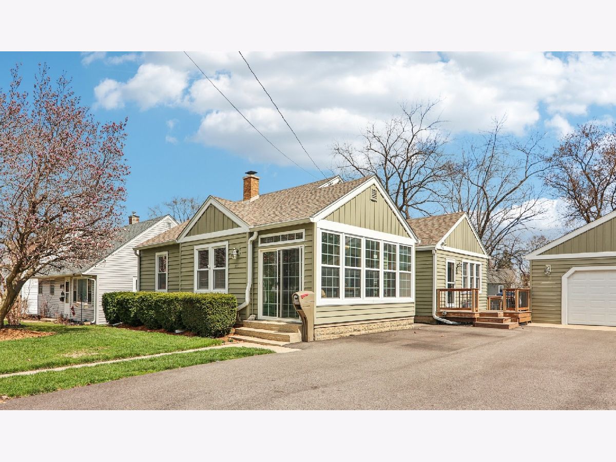 Homes For Sale Lake Vista Grayslake Illinois, 375 Lake Street