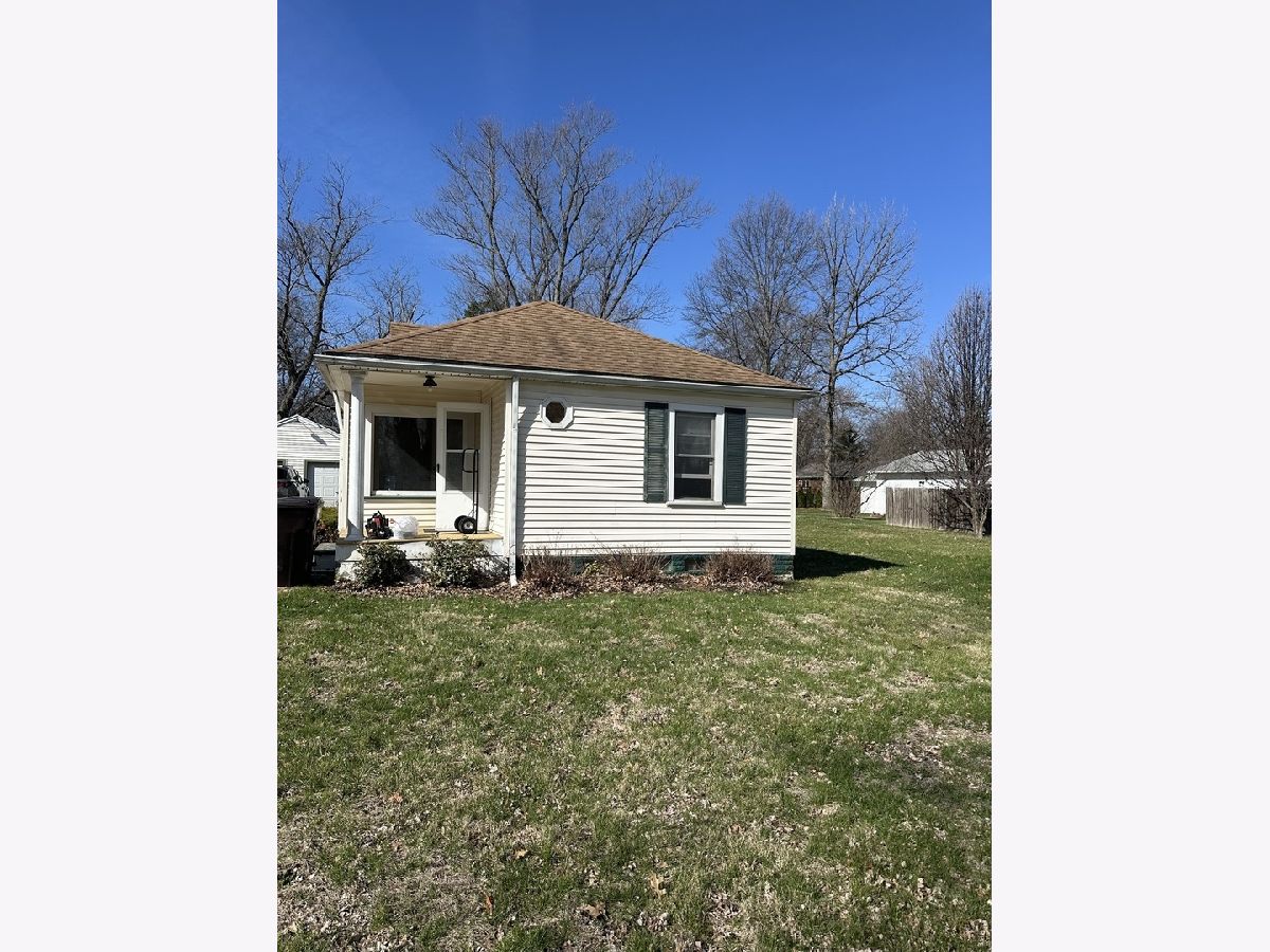  For Sale East Peoria Illinois, 2404 Springfield Road