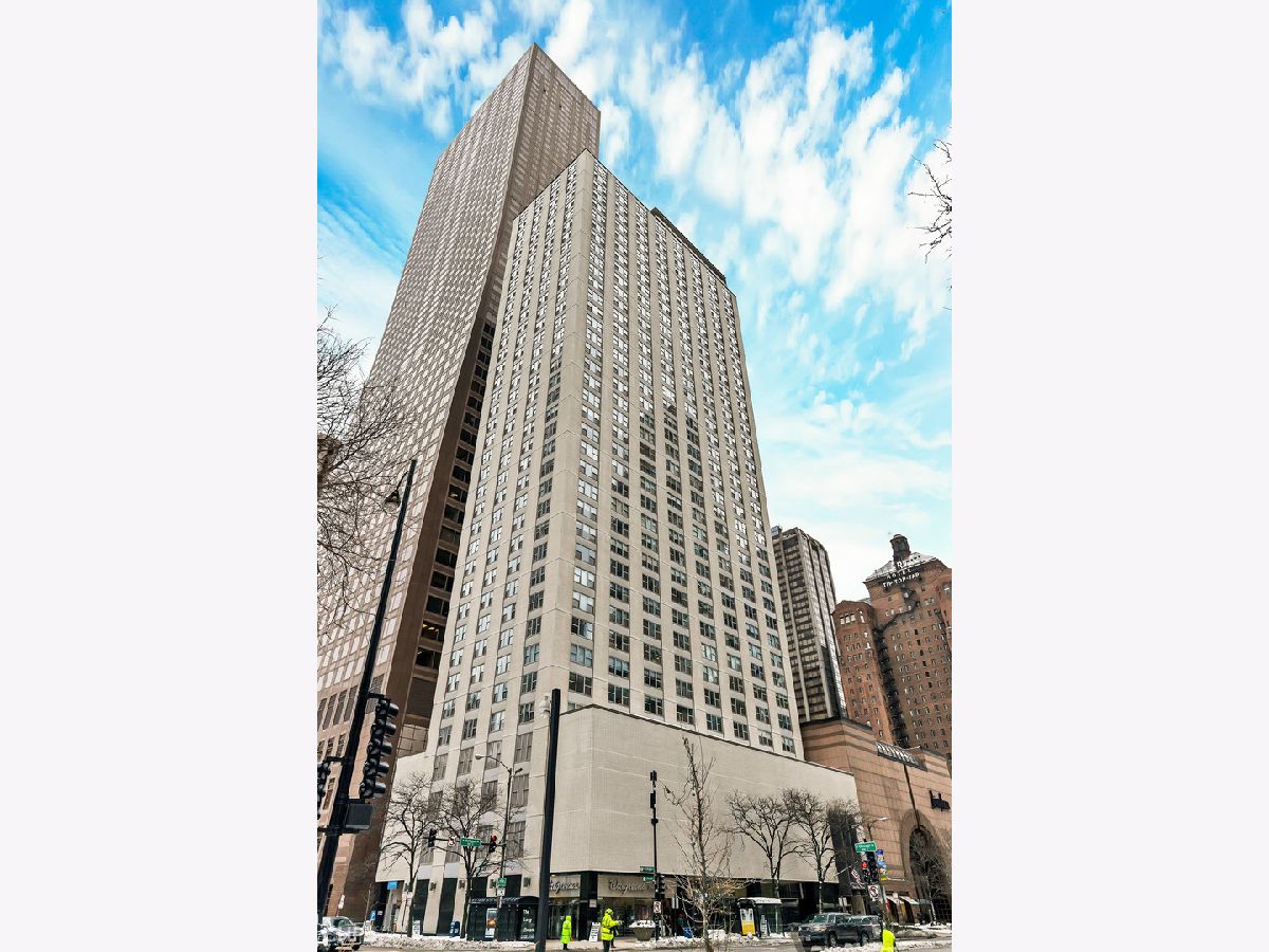  For Rent Chicago Illinois, 777 Michigan