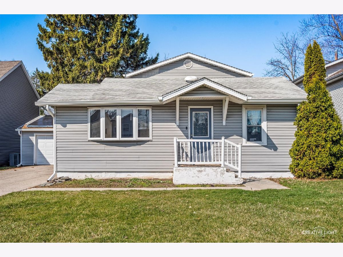  For Sale Lake Zurich Illinois, 23530 Park Road