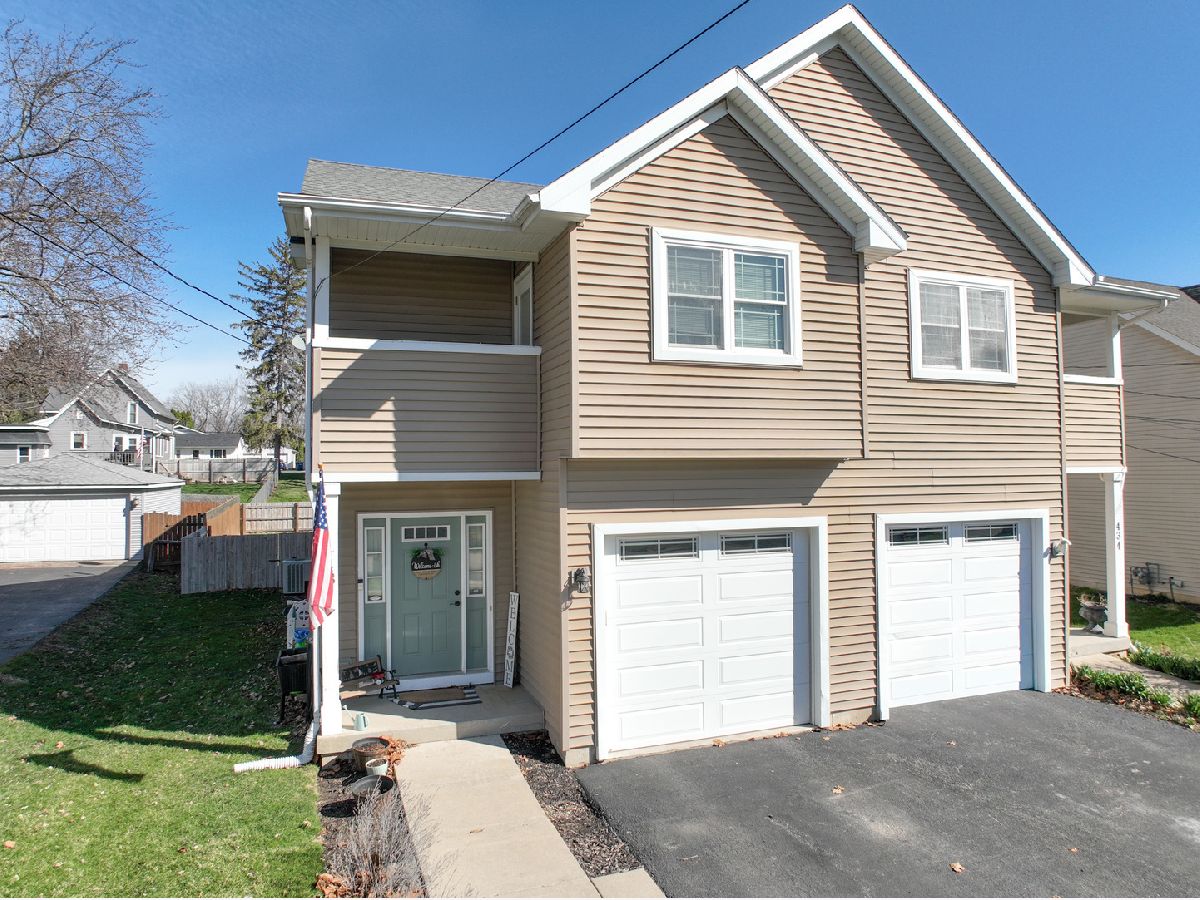  For Sale Elburn Illinois