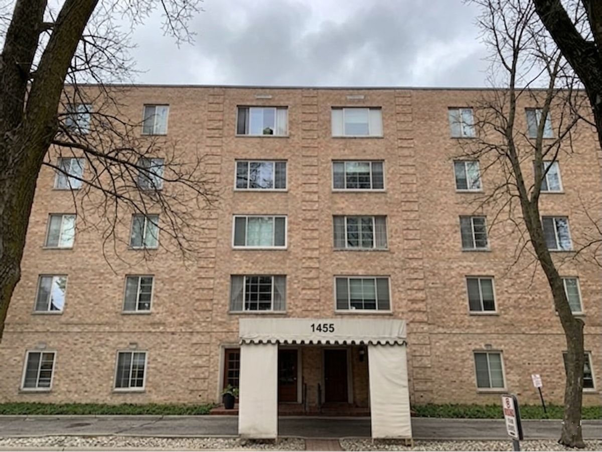 Condominiums Sold Citadel Northbrook Illinois, 1455 Shermer