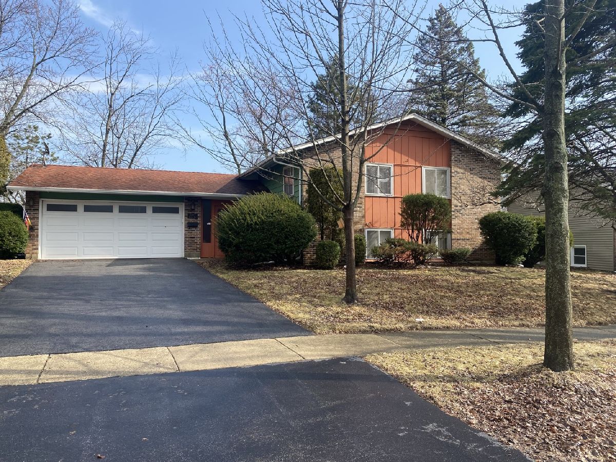  Sold Woodridge Illinois, 6013 Ridgeway