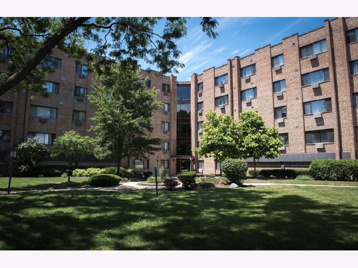  Rented Chicago Illinois, 5348 Cumberland