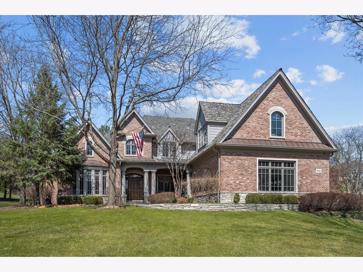  For Sale Libertyville Illinois, 240 Walnut Street