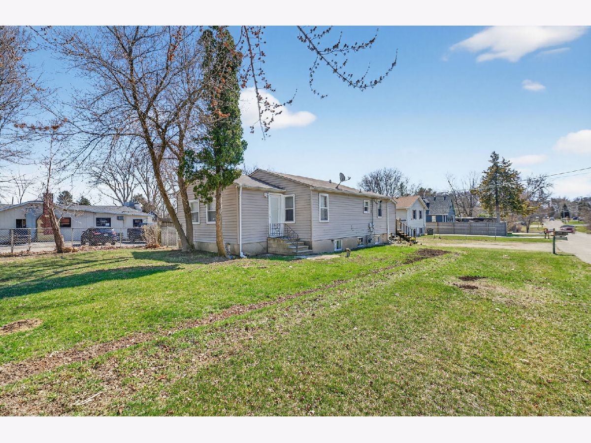  For Sale Ingleside Illinois, 26203 Grand Avenue