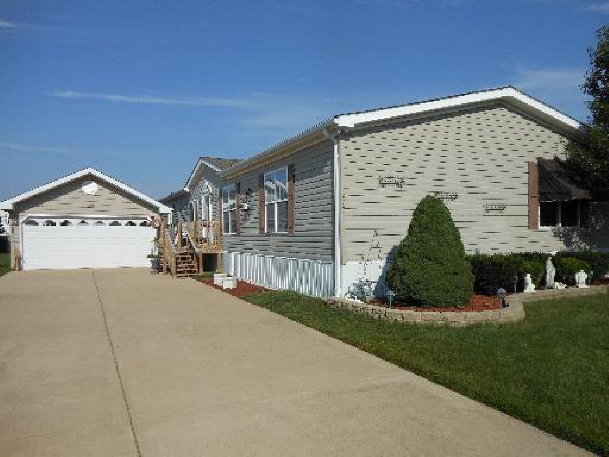 Subdivision For Sale Maplebrook Matteson Illinois, 307 Tulip Circle