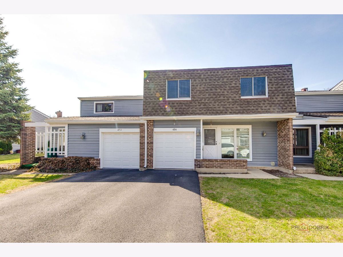  For Sale Wheeling Illinois, 456 Harmony Drive