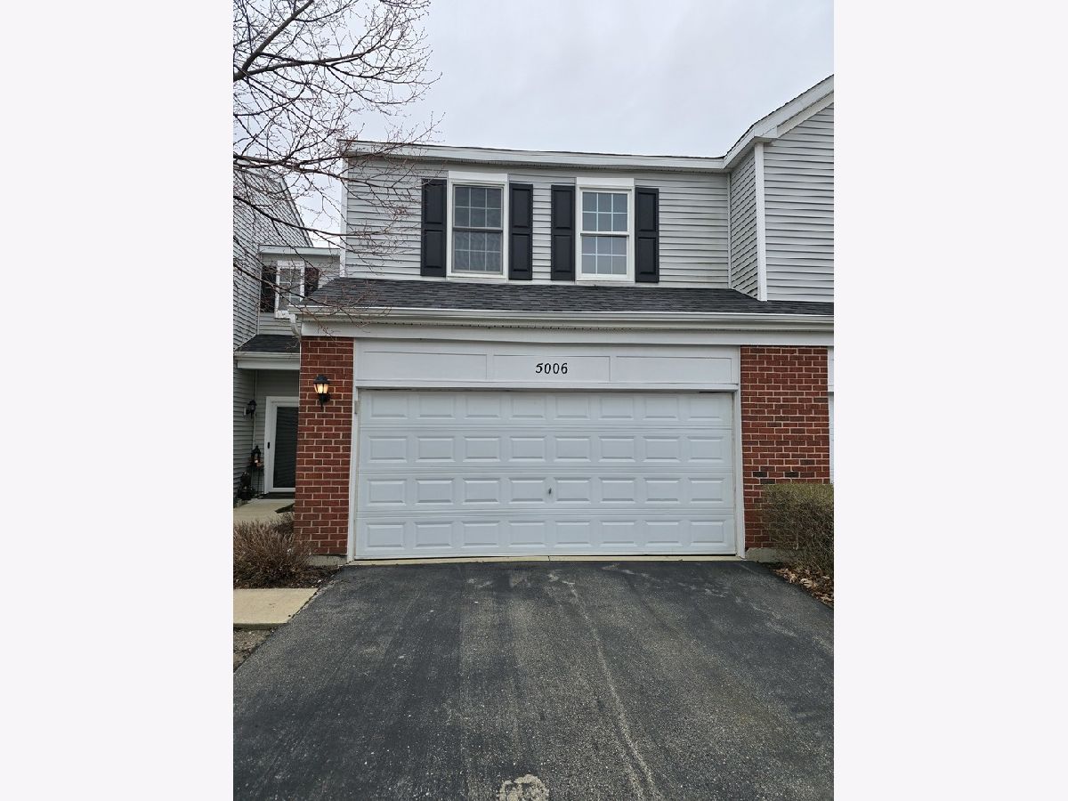 Townhomes & Condos & Homes Rented Hampton Glen Plainfield Illinois, 5006 Syracuse