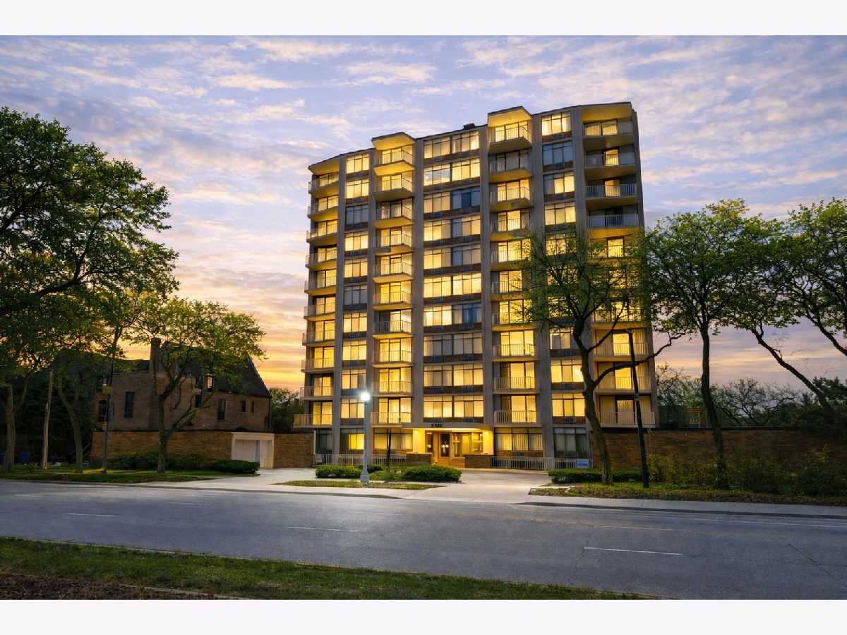  For Sale Chicago Illinois, 3100 King Drive