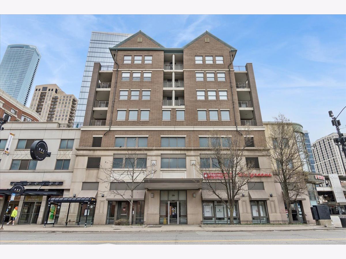  For Sale Chicago Illinois, 1155 State Street