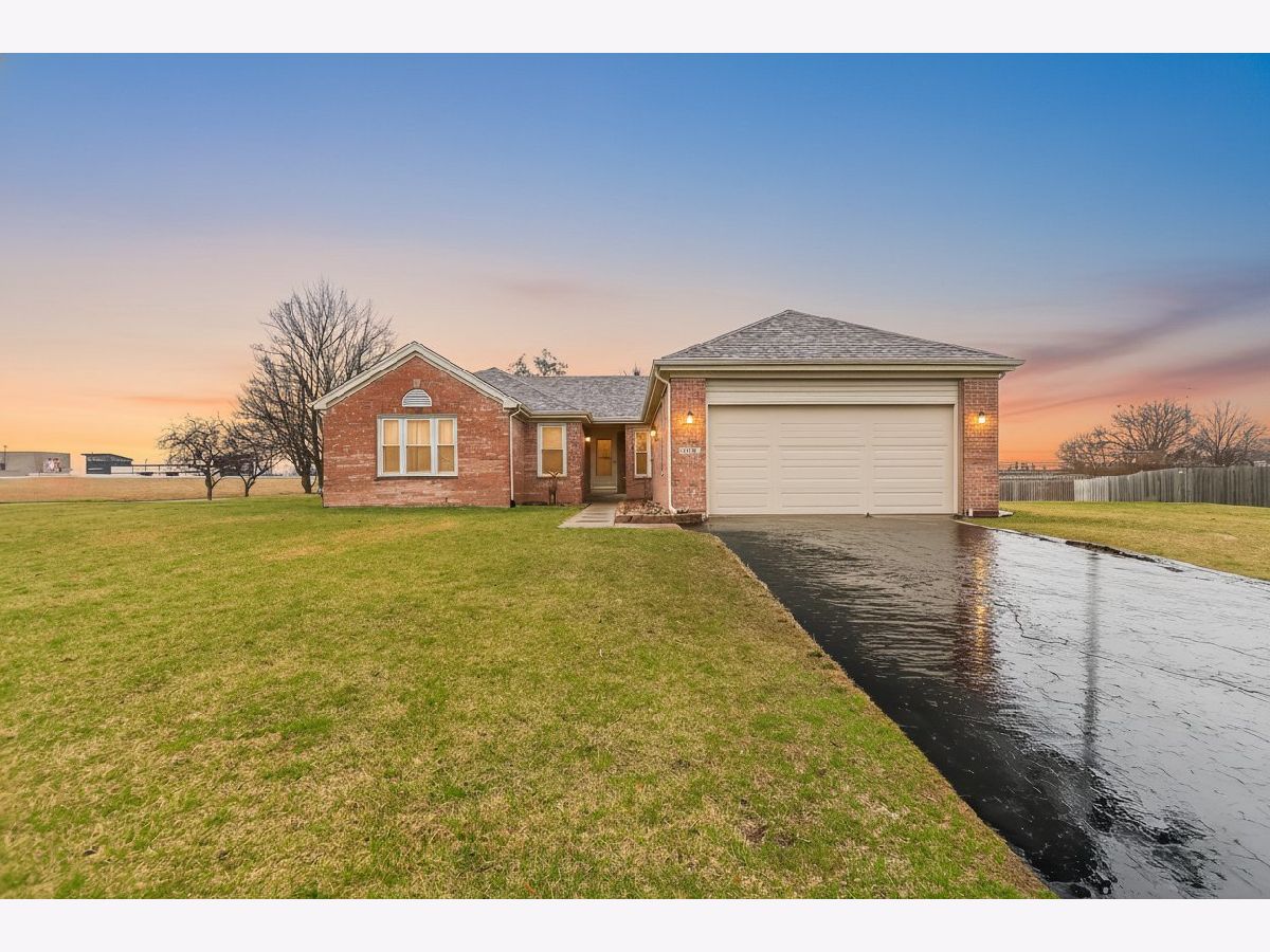  For Sale Belvidere Illinois, 1919 Cloverdale Way