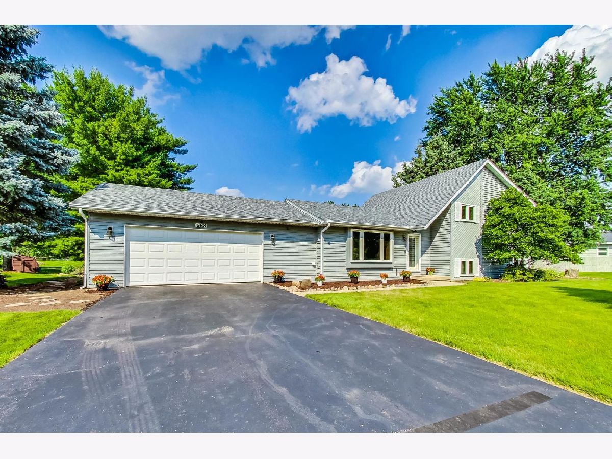  For Sale Gilberts Illinois, 568 Pamela Court