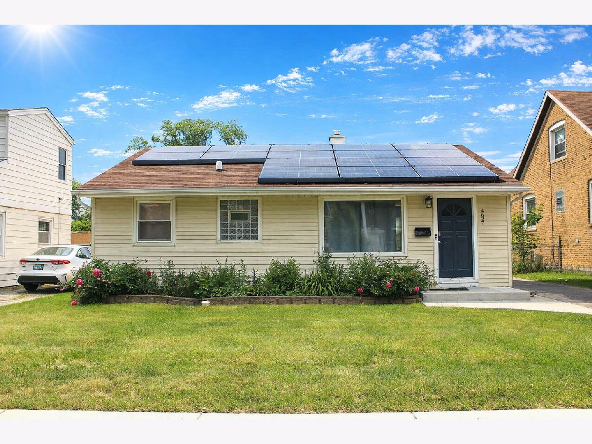  For Sale Lyons Illinois, 4627 Custer Avenue