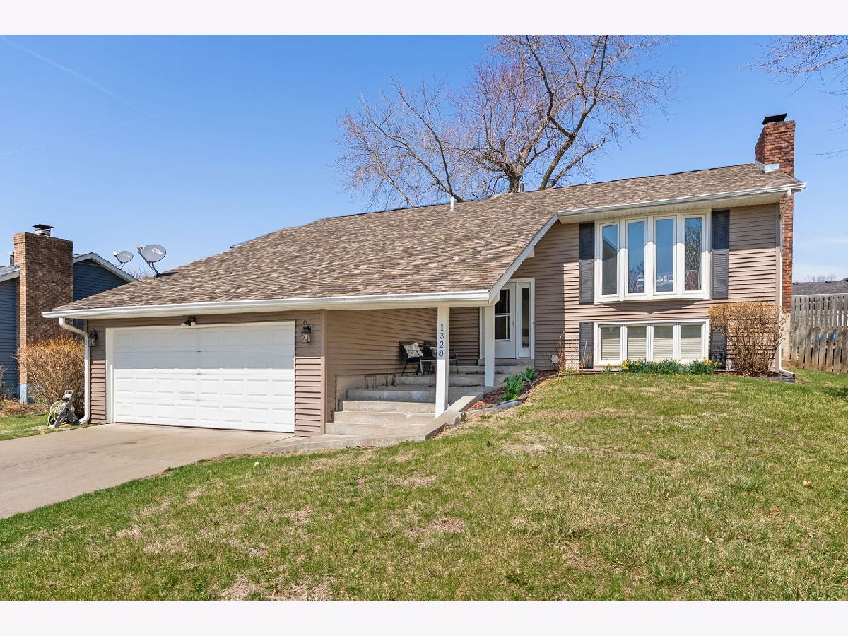  Sold Davenport Iowa, 1328 47th