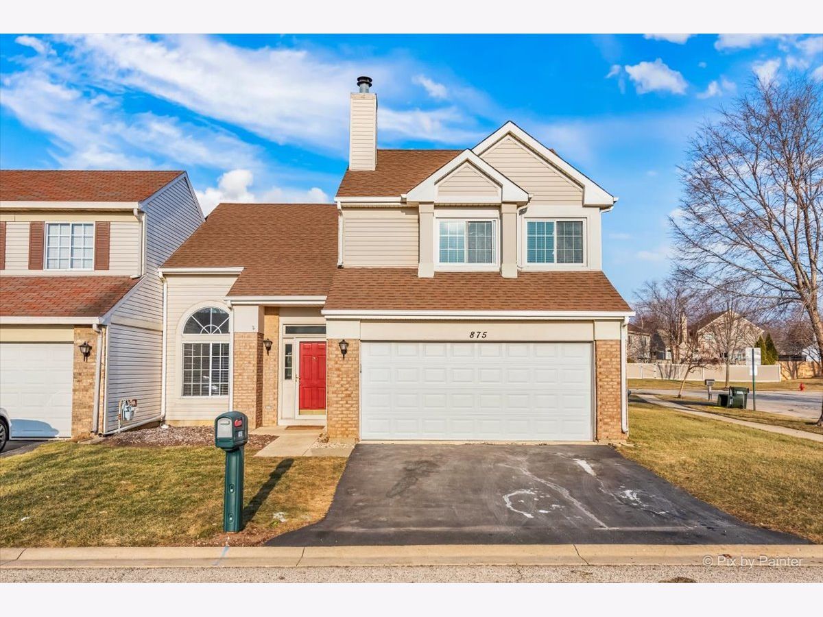  Rented Lake In The Hills Illinois, 875 Dogwood