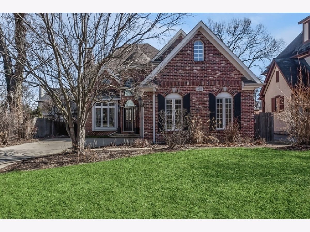  Rented Hinsdale Illinois, 557 County Line