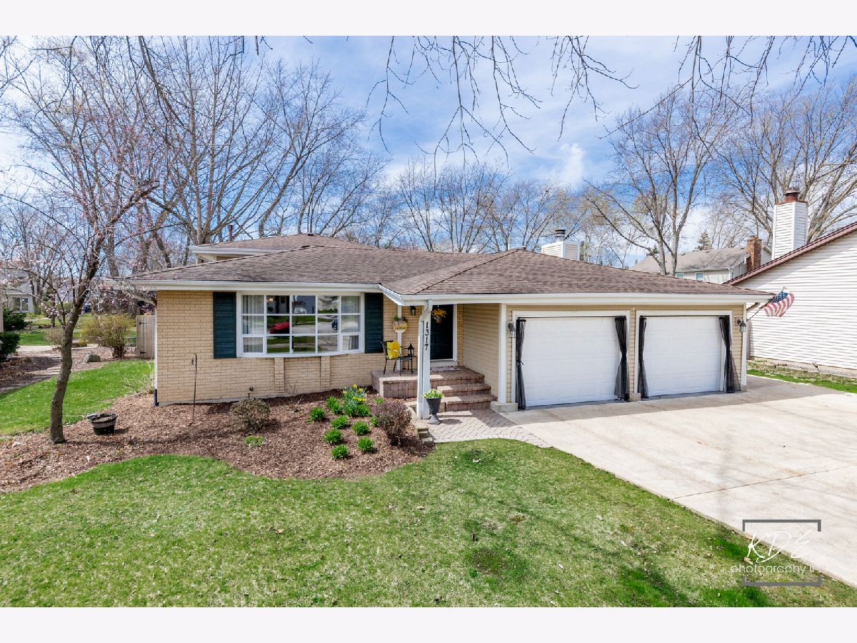  For Sale Naperville Illinois, 1317 Carol Lane