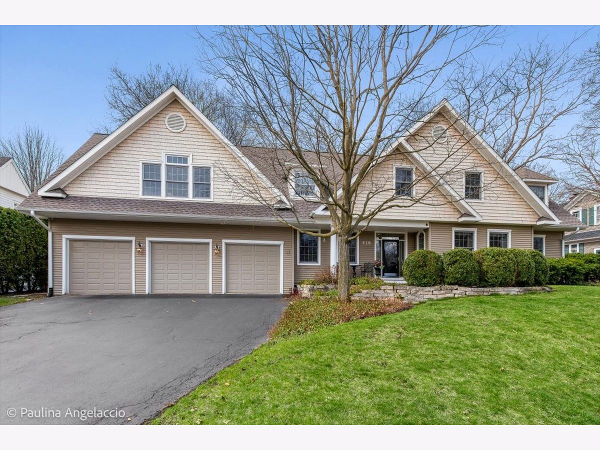  For Sale Barrington Illinois, 528 Cook Street