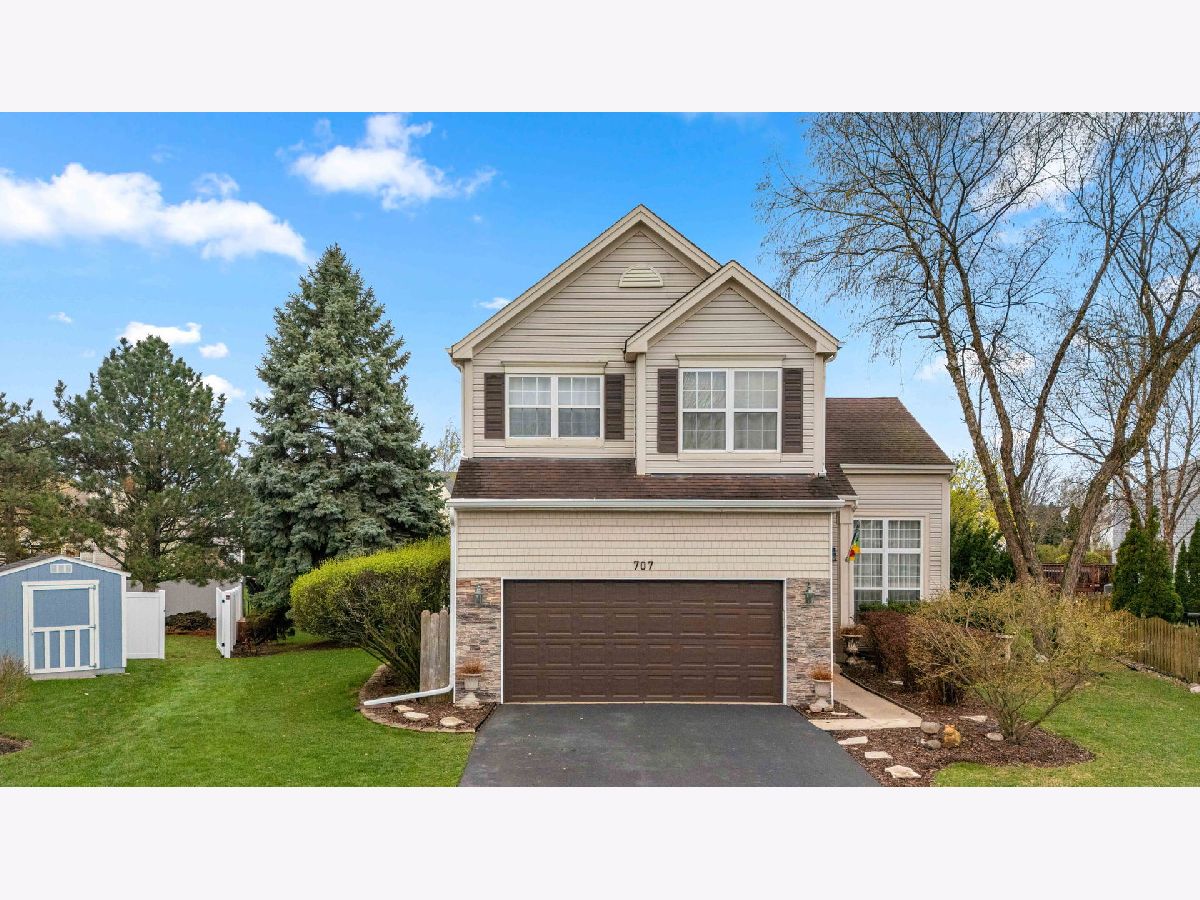 Homes For Sale Wildflower Naperville Illinois, 707 Marigold Court