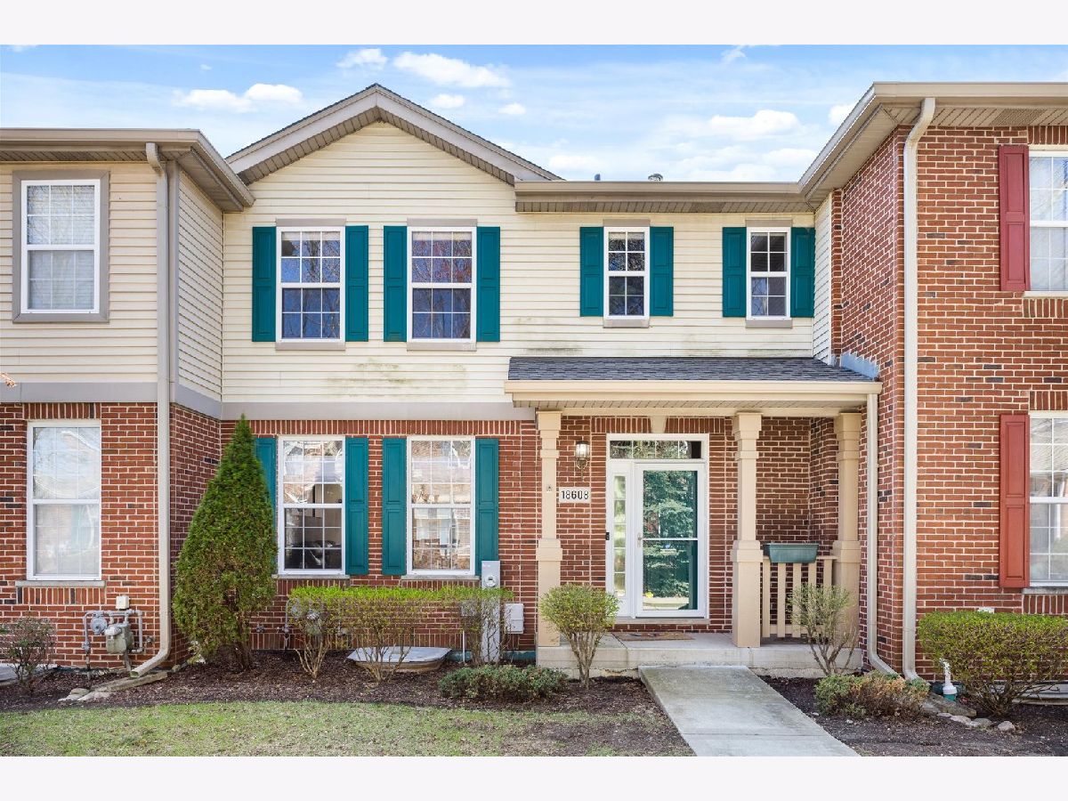 Townhomes & Condos For Sale West Point Meadows Tinley Park Illinois, 18608 Point Drive