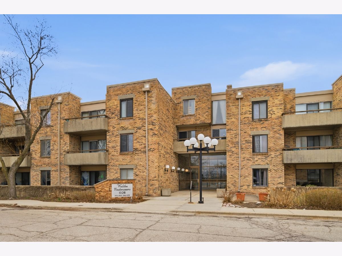  For Sale Schaumburg Illinois, 1926 Prairie Square