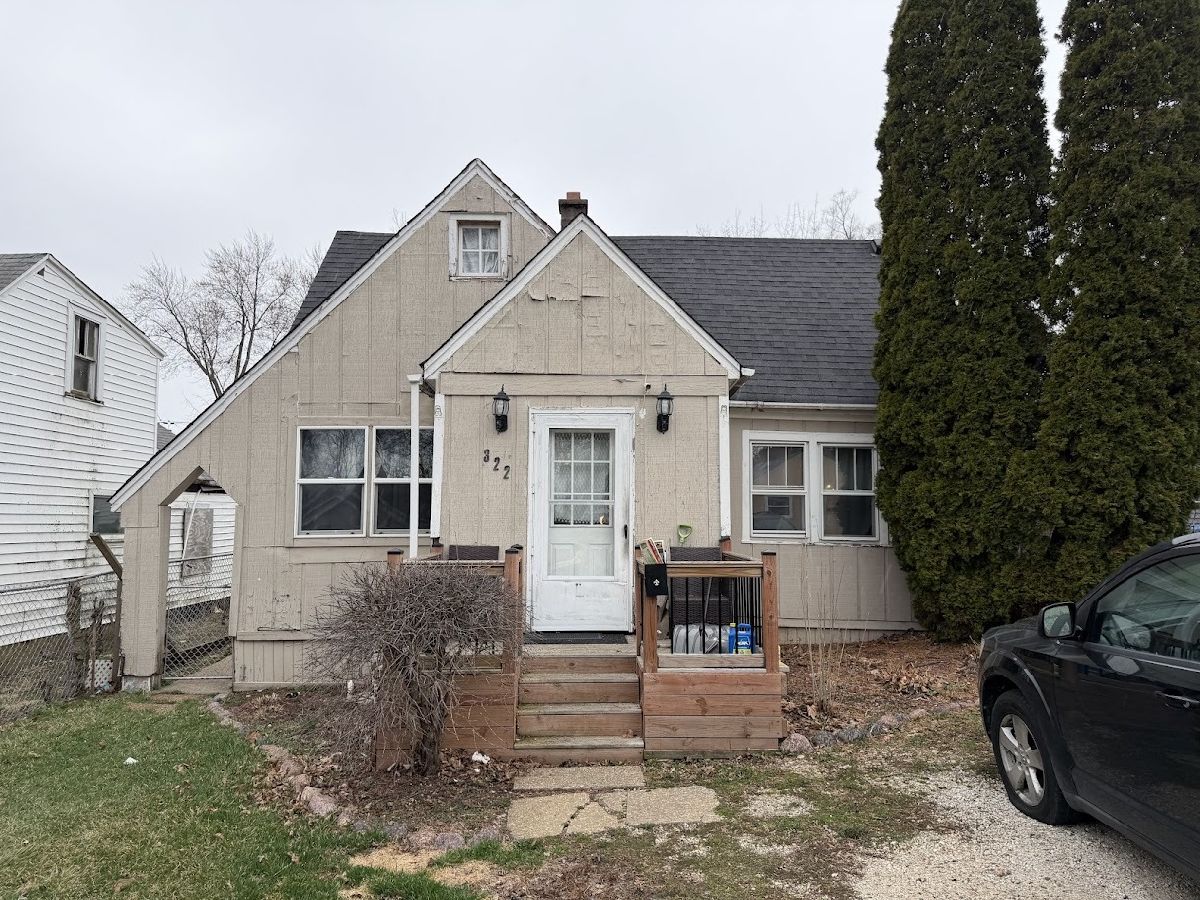  For Sale Round Lake Park Illinois, 322 Bellevue Drive