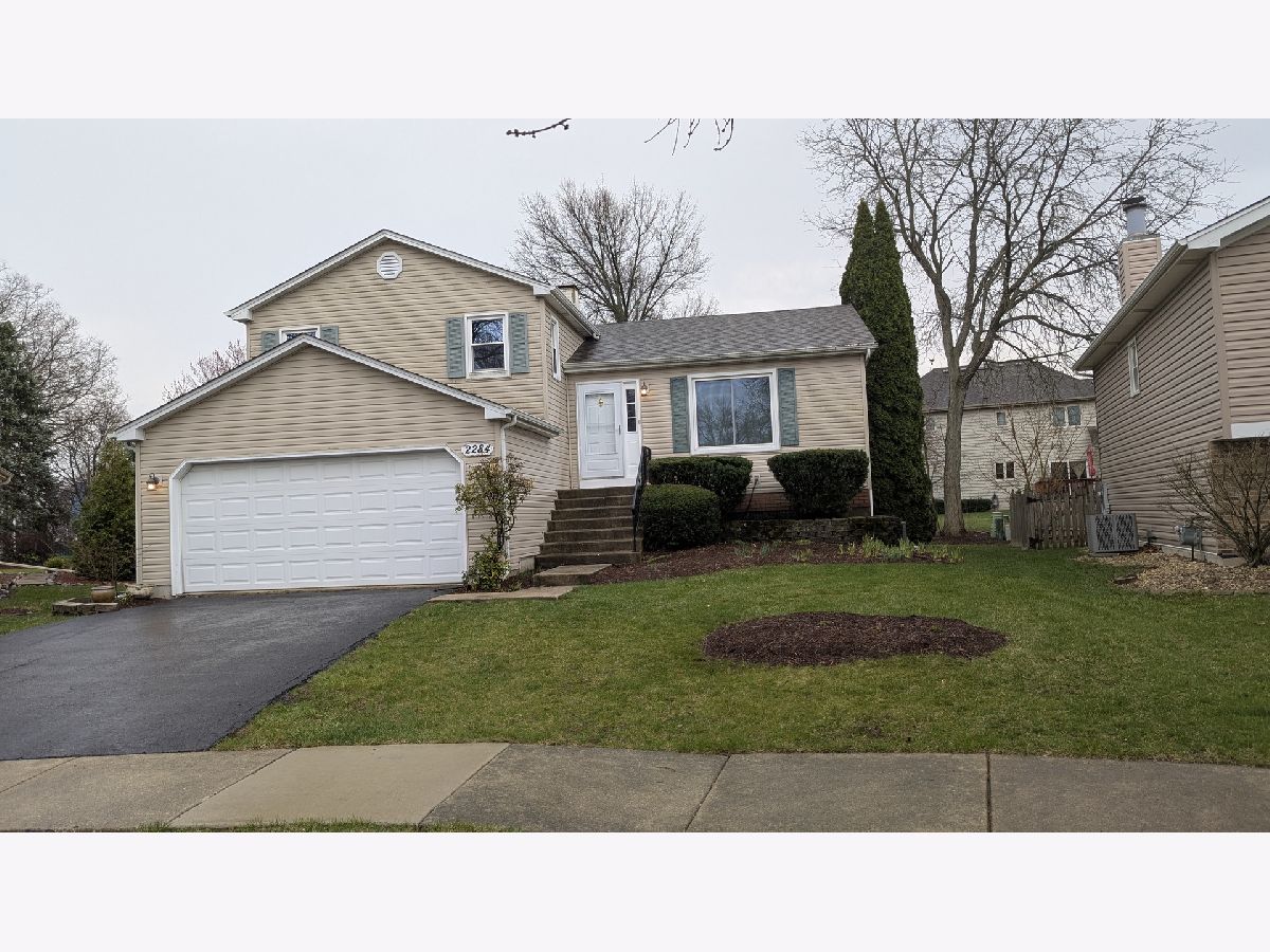  For Sale Naperville Illinois, 2284 Briarhill Drive